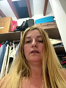 moniquerainx online show from January 11, 3:55 am