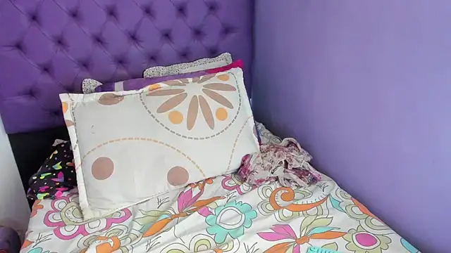 Margoth clain online show from March 21, 12:54 pm