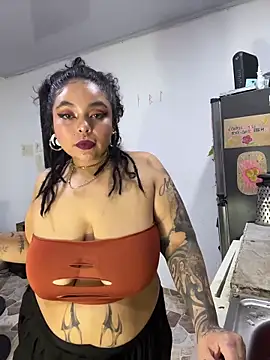 PrincessLauren420 online show from December 19, 11:30 pm