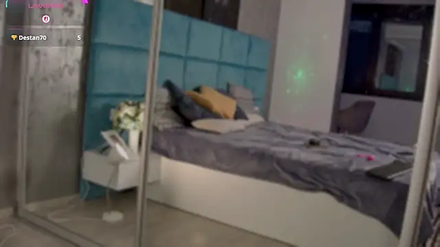 AlyaSeduce online show from October 6, 7:03 am