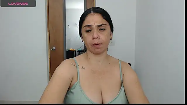 selena ferri online show from February 16, 5:18 am