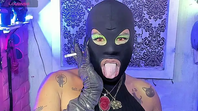 tsviolett online show from November 10, 6:25 pm