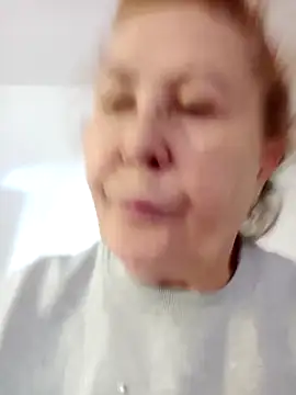 Hottie-Mom online show from October 2, 9:36 am