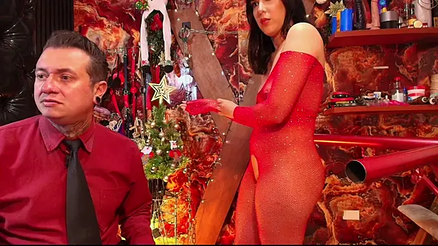 boy n girl online show from December 17, 8:02 pm