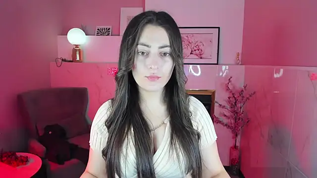 KylieMellow online show from October 12, 5:32 am