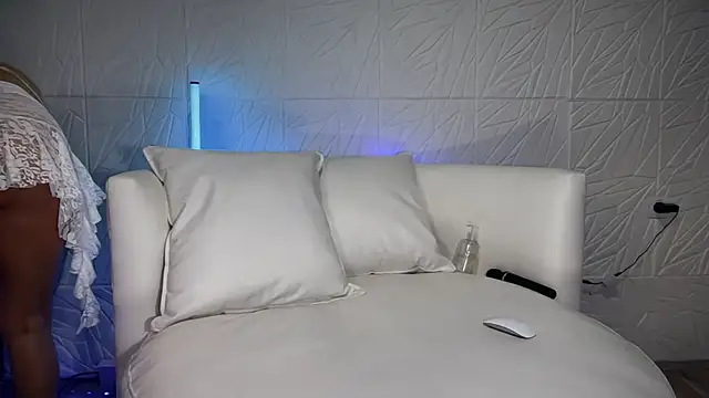 Reyna63 online show from October 21, 10:03 pm