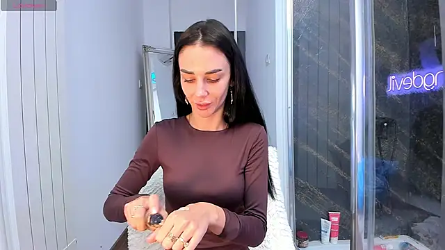 realhotfallingdevil online show from September 17, 11:19 am