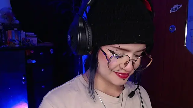 Raventh  online show from December 14, 3:23 am