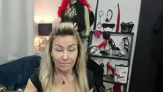 crystaLUX online show from March 23, 5:13 am