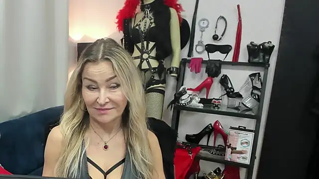 crystaLUX online show from March 5, 7:26 am