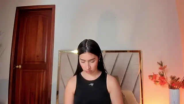 Christy Sea online show from December 17, 6:34 pm