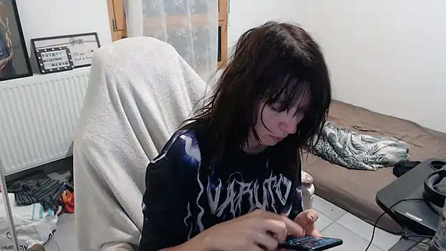 missthon0 online show from September 17, 8:12 am