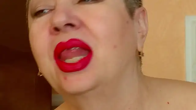 LadyPosh online show from December 19, 3:21 am