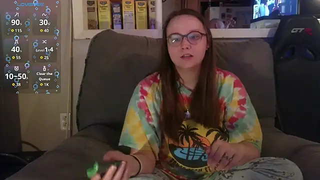 TurtleLady420 online show from November 4, 3:00 am