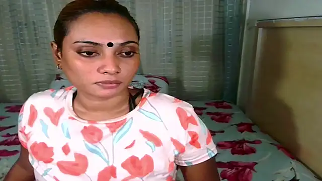 sexyindianchic online show from September 16, 1:35 am