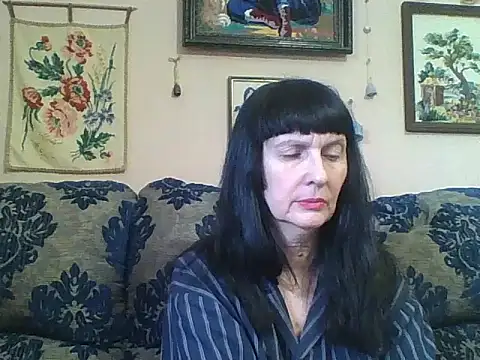 MelanyBanks online show from March 21, 8:19 am