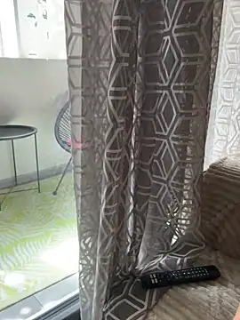 Liiaa online show from April 28, 7:56 am