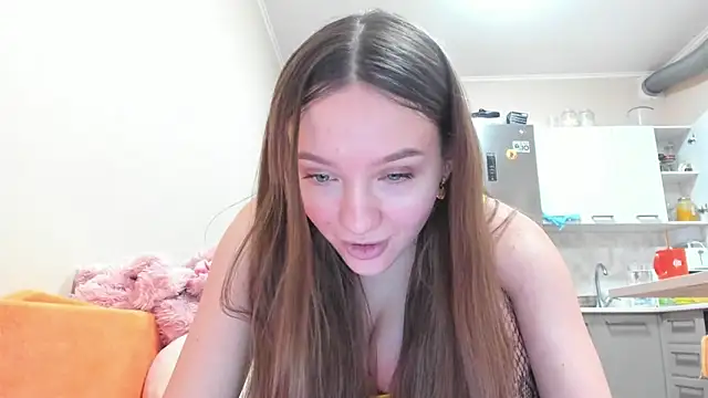 Naughty Molly online show from December 3, 11:23 am