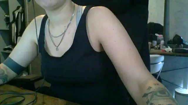 geilmeisje98 online show from October 2, 11:59 am