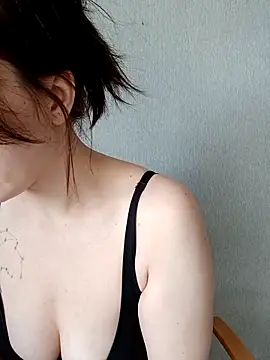 LazyTanukii online show from September 24, 12:48 pm