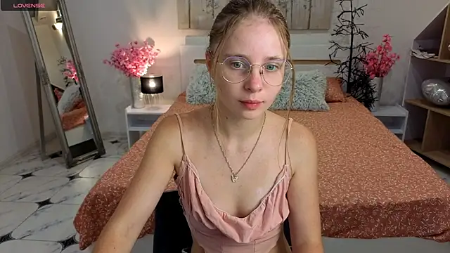 CharmedDoll online show from September 23, 12:36 pm