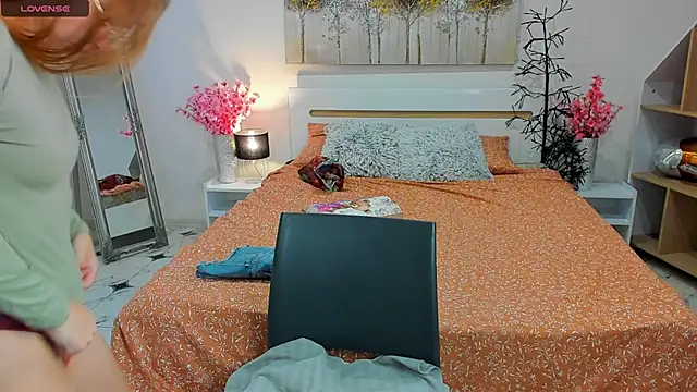 CharmedDoll online show from October 16, 12:30 pm