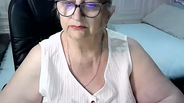 LolkaAlyss online show from March 27, 8:09 pm