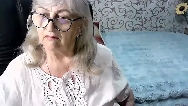 LolkaAlyss online show from September 18, 6:17 pm