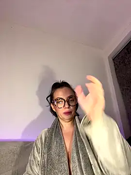 FemDom RubyKnightXXO online show from December 5, 5:14 pm