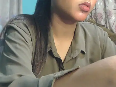 NancyRuvi online show from September 11, 5:02 pm