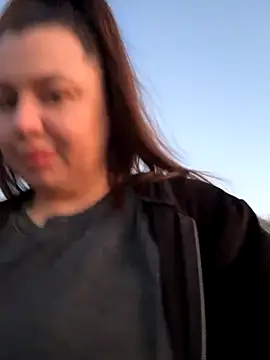 Sara Slow online show from September 27, 4:03 pm