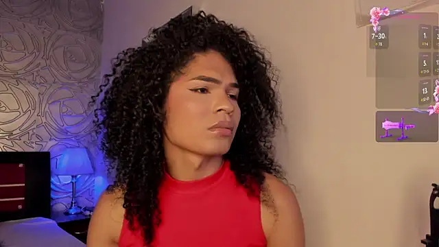 vennus1  online show from December 5, 9:05 pm