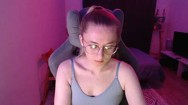 AnabelFrel online show from September 18, 12:42 am