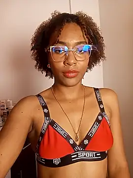 thaimy  online show from March 23, 3:12 am