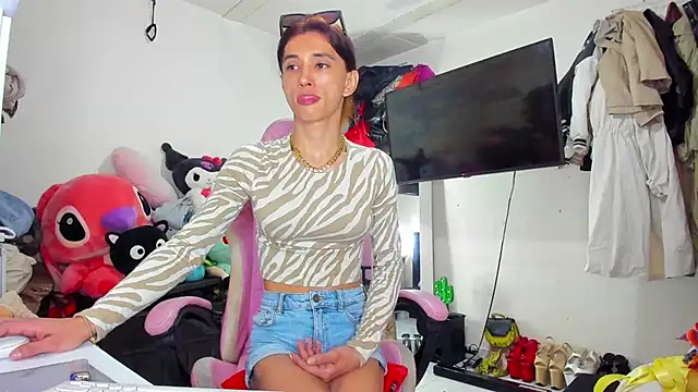 Lawrncesofiets online show from October 23, 5:41 pm