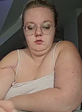 Fiona0705 online show from October 1, 8:47 pm