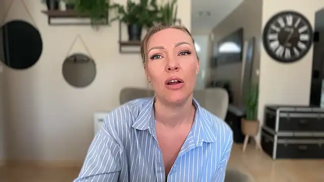 Sacha-xx online show from March 13, 1:34 pm