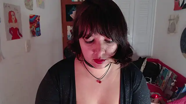 soynanabela28 online show from November 13, 5:17 am