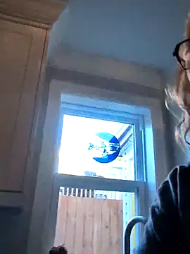 Canadian BBW online show from September 16, 9:39 am