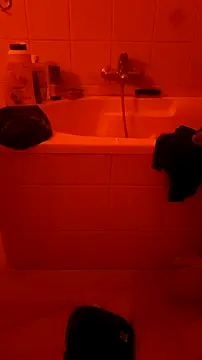 Misspadrona88 online show from October 12, 8:33 pm