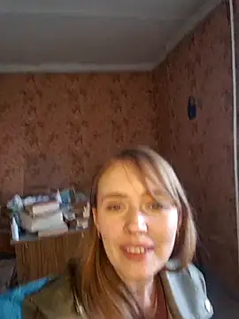 PrettieKate online show from April 9, 11:59 am