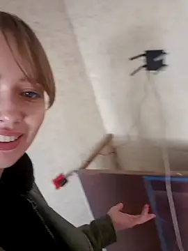 PrettieKate online show from April 8, 11:56 am