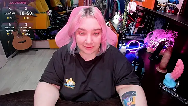 Softie Sofy online show from September 20, 3:27 am