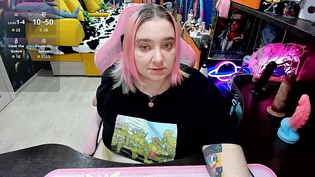 Softie Sofy online show from November 12, 3:04 am