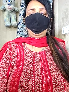 cute-tanvi online show from April 9, 8:42 am