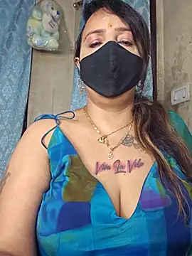 cute-tanvi online show from December 18, 2:27 am