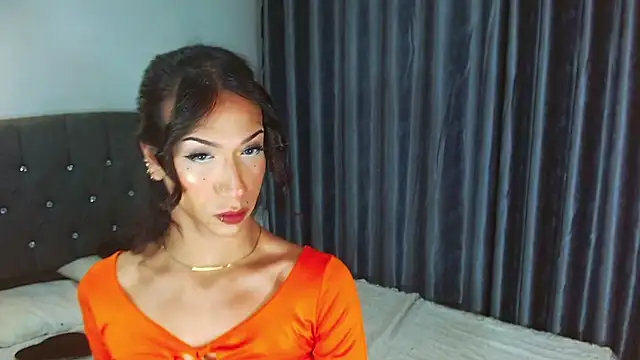 Kenisha Sweet online show from October 8, 10:03 pm