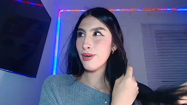 valeria gonzales  online show from April 12, 4:04 am