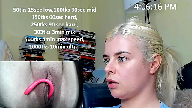 queenofthenighttt online show from January 11, 3:06 pm