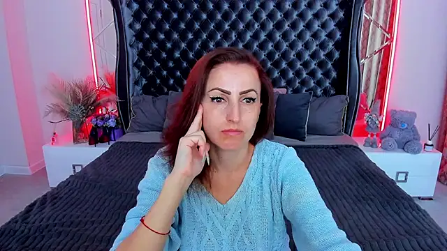 Rebecca Diamond online show from May 14, 5:46 am